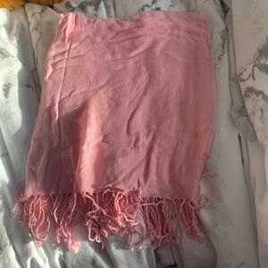 Beautiful Pink Tasseled scarf